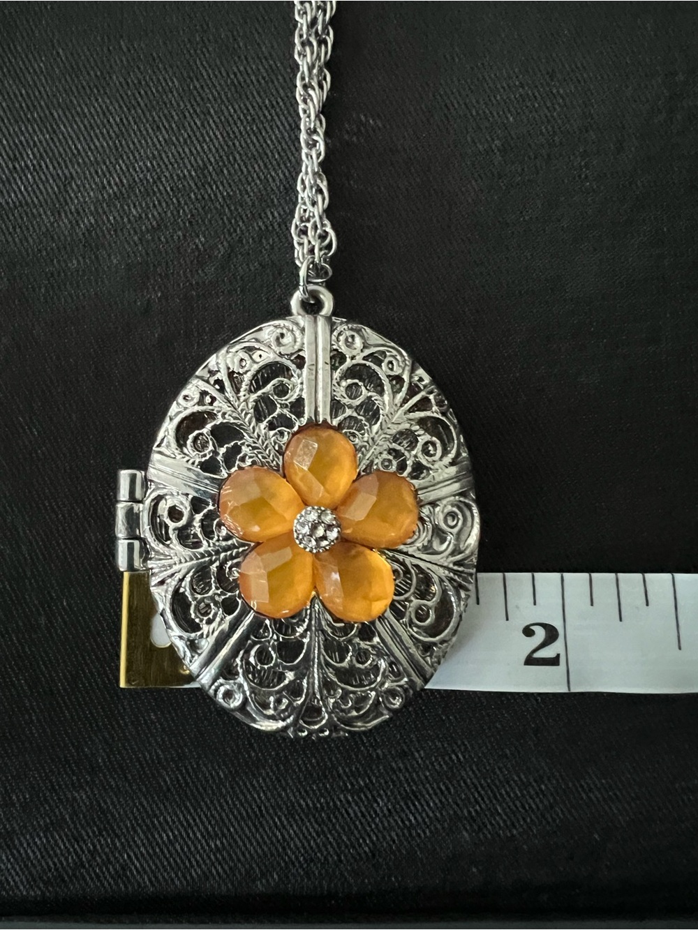 Silver Locket - Picture 5 of 5